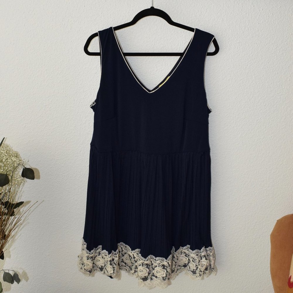 NWOT Modcloth Sleeveless A-line Dress with Lace 1X